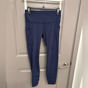 Athleta 7/8 Stash Leggings